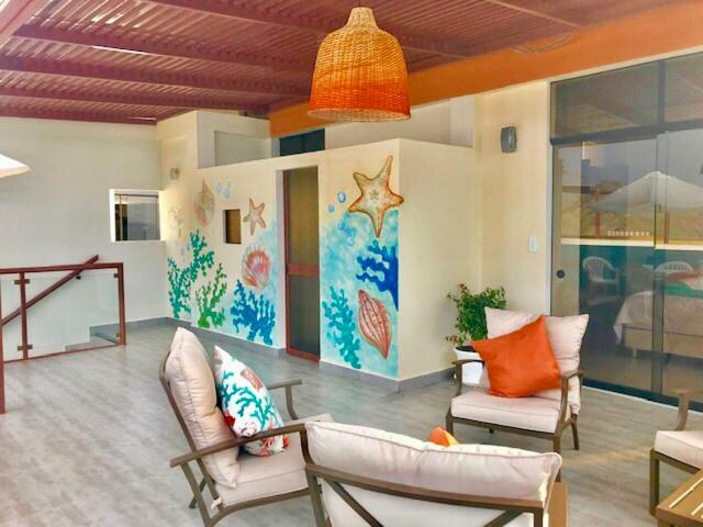 Matices Del Mar En Canoas Canoas de Punta Sal Exterior foto